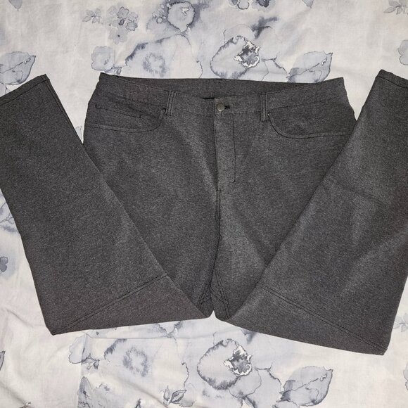 Men's - LuLulemon Commission pants - Picture 1 of 10